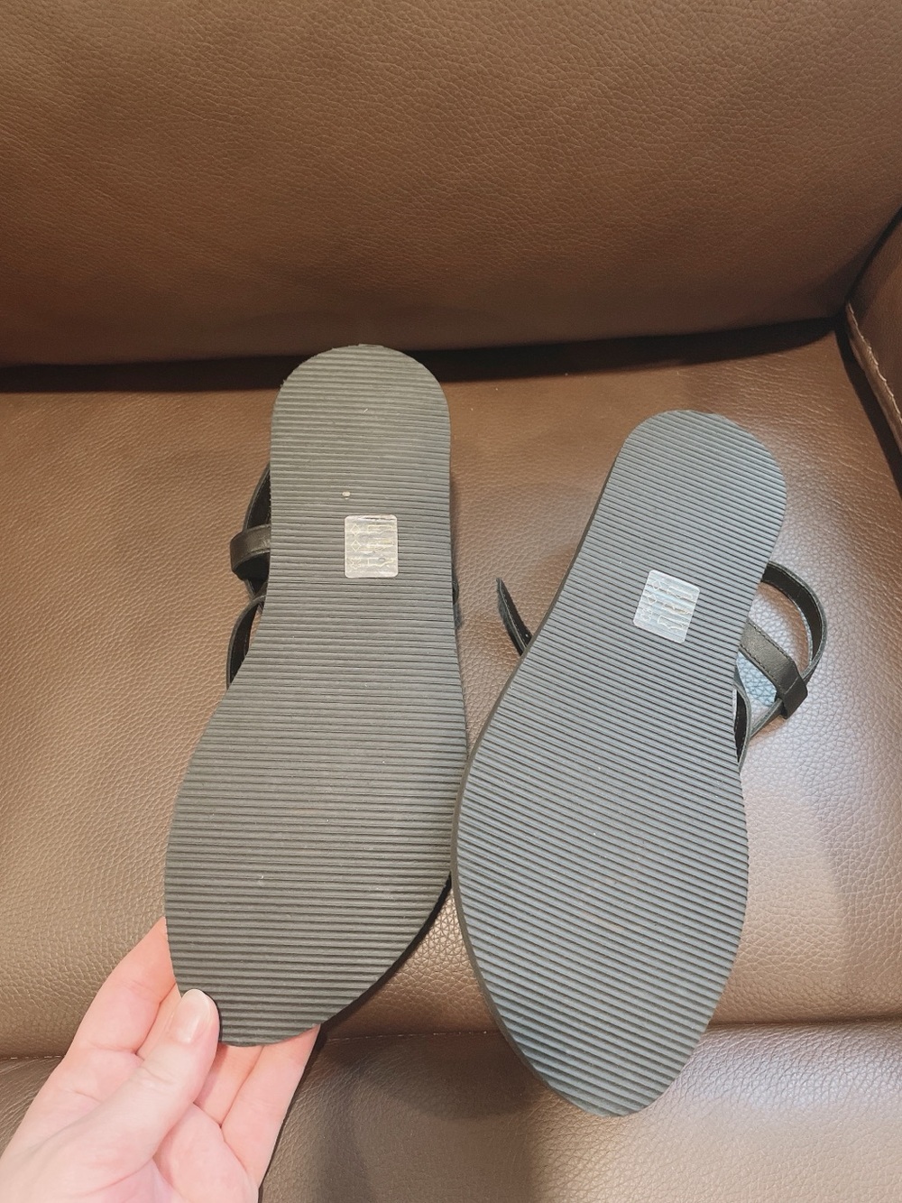 Anthropologie Pilcro Black Thong Sandals Size 39 - Picture 5 of 7